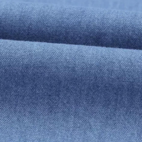 1 2x left 🌼New Boutique denim halter top - Picture 4 of 8